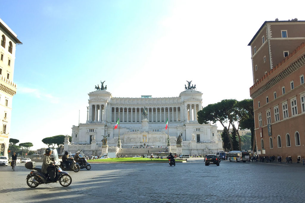 Rom-piazza-venezia